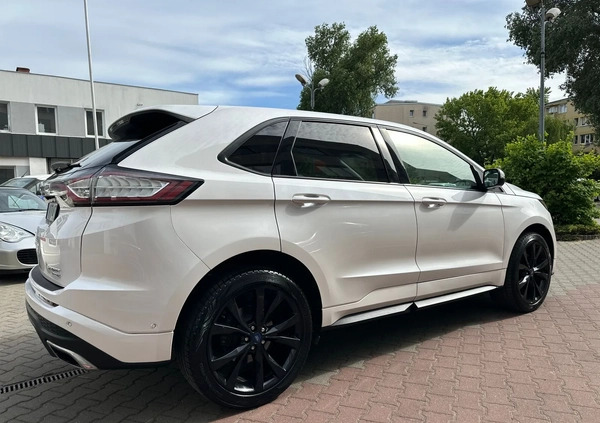 Ford EDGE cena 93000 przebieg: 110000, rok produkcji 2017 z Legionowo małe 379